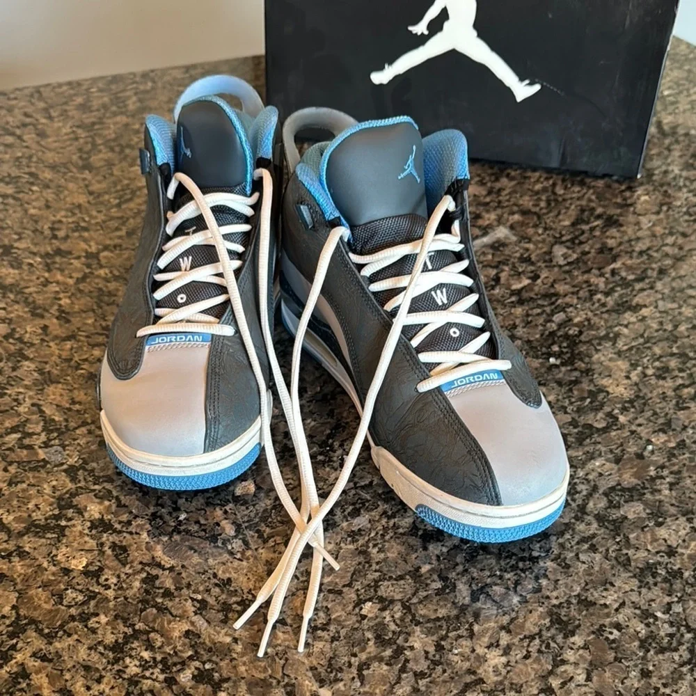 Air Jordan 2 retro Gray and Blue Sneakers EUC 10.5
